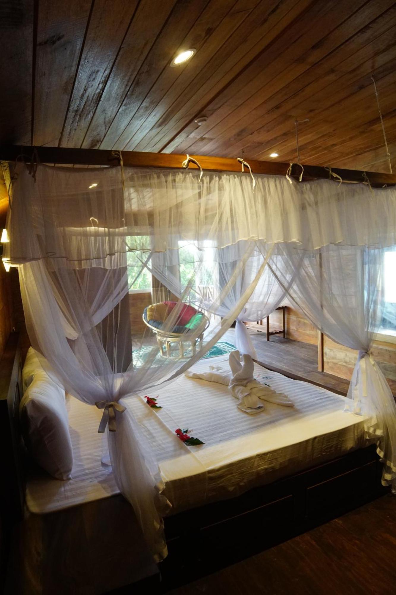 Turtle Bay Beach Resort Mirissa Bagian luar foto